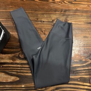 ALO Yoga Charcoal Leggings